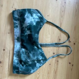 Lululemon Flow Y Nulu